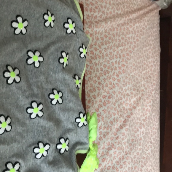 Shirt - Picture 2 of 2